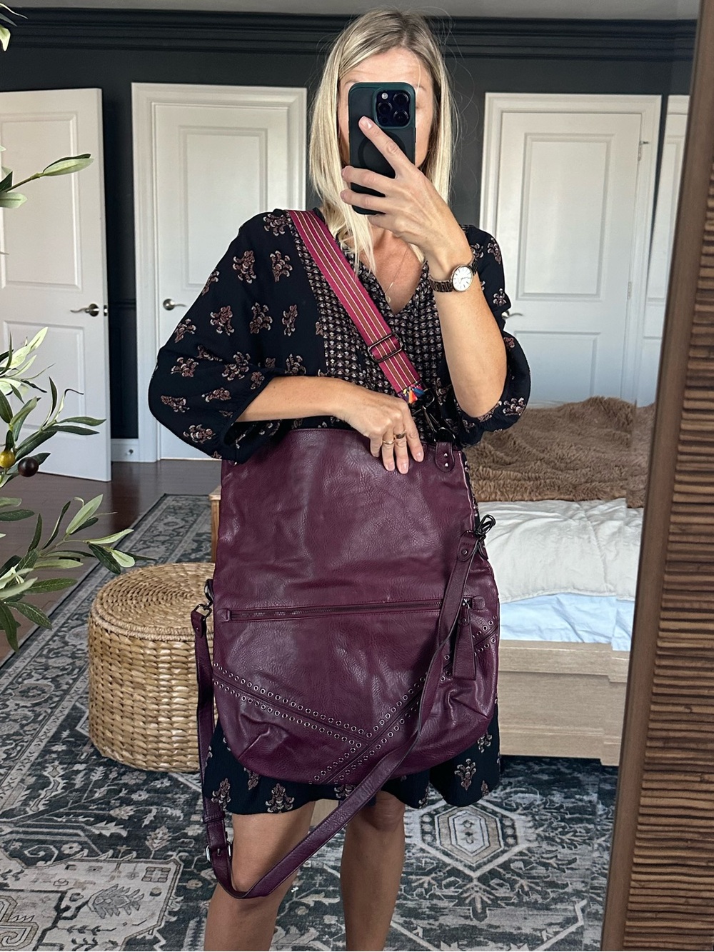Unique CHINESE LAUNDRY Spacious Burgundy  Shoulder Bag with Adjustable straps